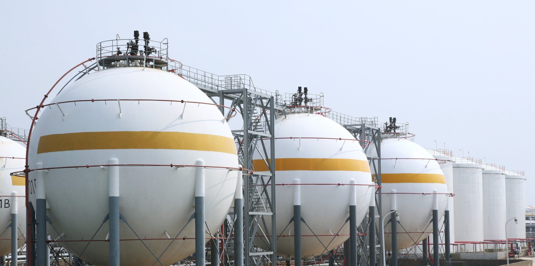 Bakken Basin oil, gas, and NGL production plant